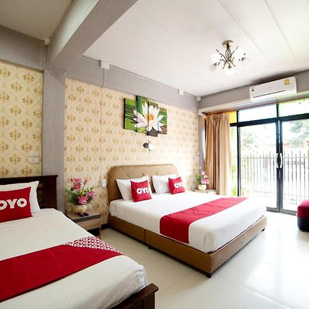 Oyo 465 Krung Kao Traveller Lodge Αγιουτάγια Εξωτερικό φωτογραφία