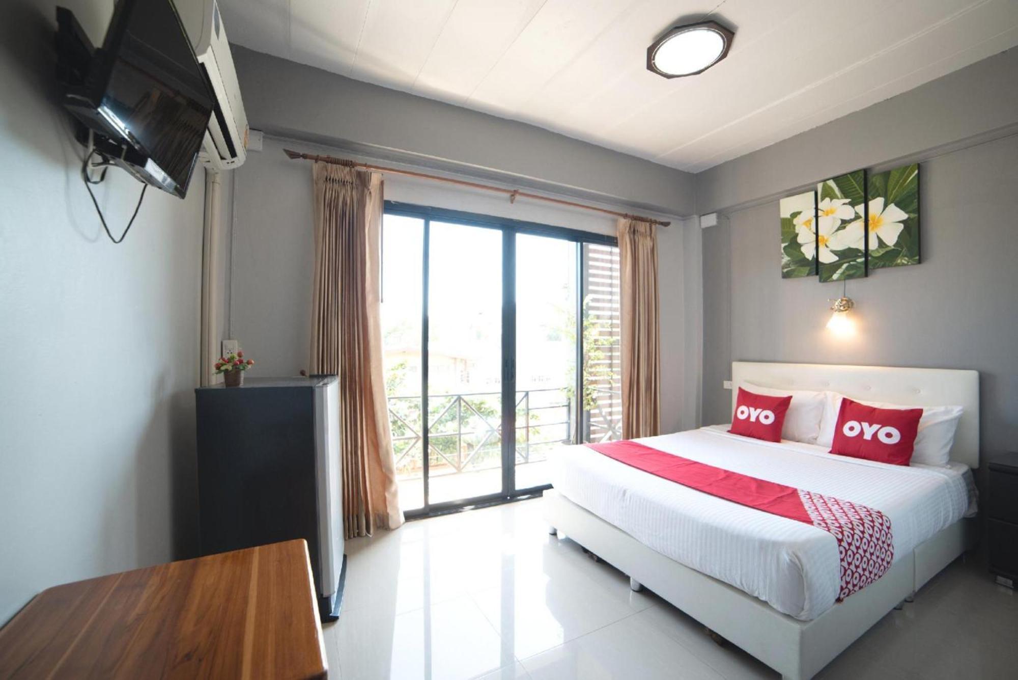 Oyo 465 Krung Kao Traveller Lodge Αγιουτάγια Εξωτερικό φωτογραφία
